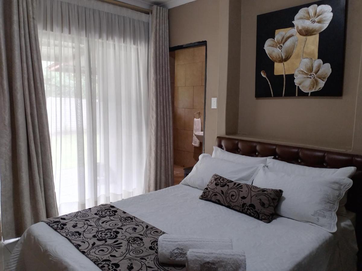 Ditsaleng Bed And Breakfast Vanderbijlpark Kültér fotó