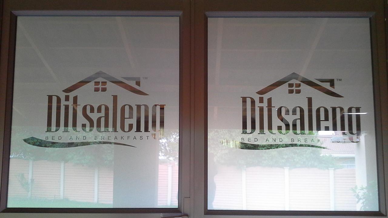 Ditsaleng Bed And Breakfast Vanderbijlpark Kültér fotó