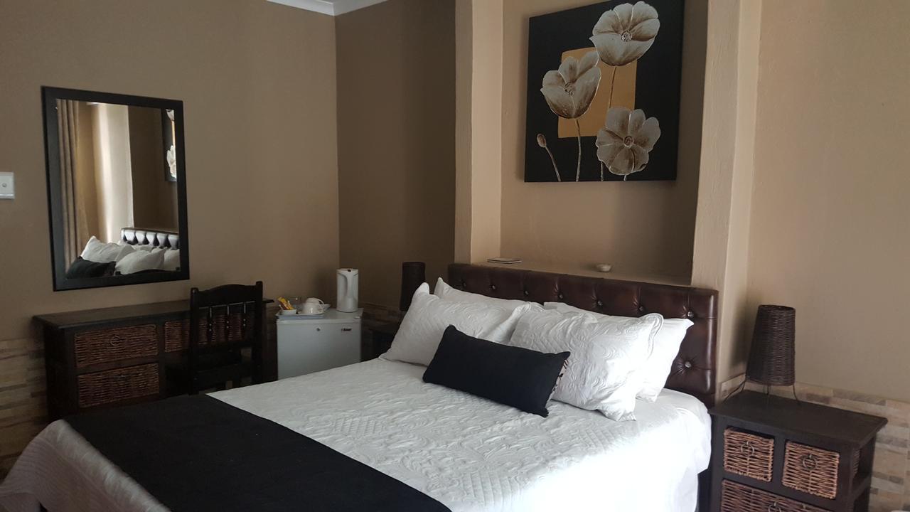 Ditsaleng Bed And Breakfast Vanderbijlpark Kültér fotó